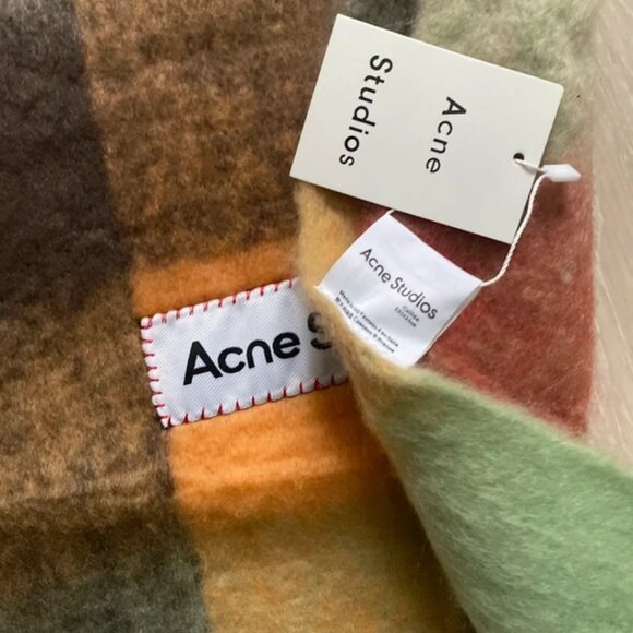 Acne Studios Scarf - Picture 3 of 3